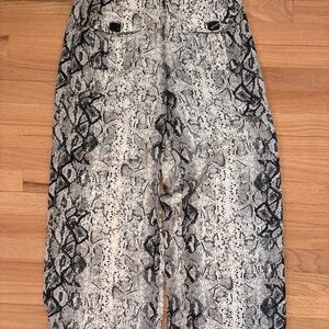 Moon River Anthropologie Snake Print Wide Leg Pants Belted Size Large NWT